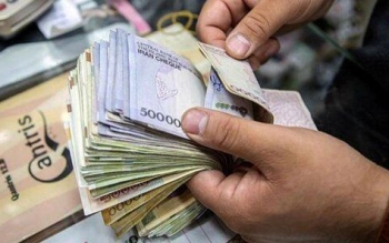 تکلیف افزایش حقوق کارمندان در نیمه دوم سال روشن شد/ افزایش حقوق اعمال می‌شود؟