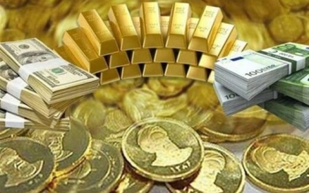 شکست سقف تاریخی قیمت ها در بازار طلا و ارز/ سرمایه گذاری در کدام بازار سودآور بود؟