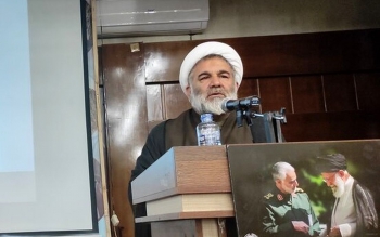  از نگاه کسانی که شعار «زن، زندگی، آزادی» می دهند، آزادی مساوی با برهنگی است 