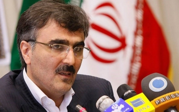 فرزین: حتما در بازار ارز دخالت می کنیم/ دلار ۴۴ هزار تومانی نرخ ارز کشور نیست