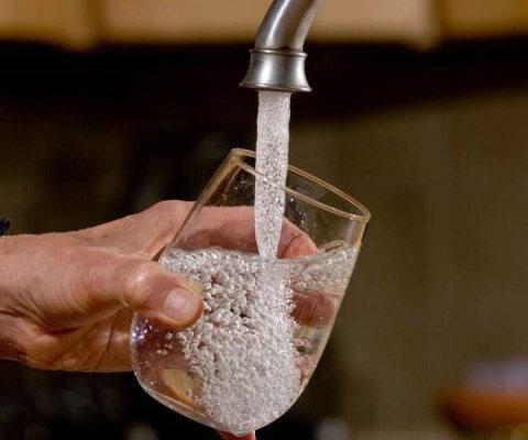  شیوع یک بیماری گوارشی در سوباتان و احتمال آلودگی آب یا مواد غذایی محلی