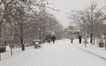 تصاویر اختصاصی کلانشهر از بارش برف سنگین در پایتخت ایران