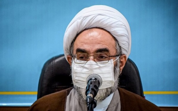 آموزش و پرورش را میدان فعالیت‌های سیاسی نکنید