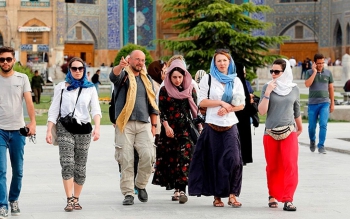 خاموشی اینترنت گردشگری را فلج کرد؛ تعلل در بازپرداخت هزینه سفرهای لغو شده