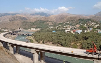 پیشرفت هشت کیلومتر باقیمانده مسیر آزادراه رشت - قزوین به ۸۵ درصد رسید