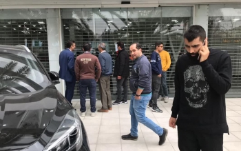 قیمت خودرو امروز ۸ اسفند ۱۴۰۱/ جدول قیمت خودروهای داخلی و خارجی