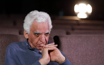کشف یک دست نوشته کنار جسد کیومرث پوراحمد