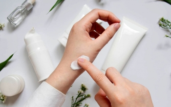 چگونه کرم مرطوب کننده خانگی بسازیم؟