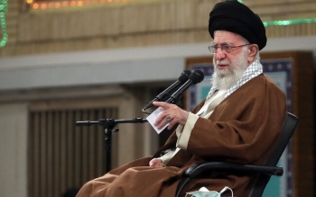 لزوم ارتباط مستقیم درآمد با کار باید فرهنگ ثروت های بادآورده متوقف شود/بنده ۲۰سال پیش گفتم که با اژدهای هفت سر فساد باید همه جانبه مبارزه کرد