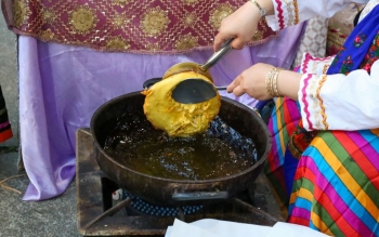 گزارش تصویری جشنواره غذاهای سنتی و آیین های بومی صومعه سرا