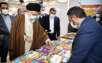 کتاب، همچنان موضوع مهم؛ فرهنگ‌سازی کشور نیازمند کتاب است