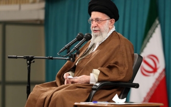 پرهیز از دیپلماسی التماسی، لزوم تعاملات خردمندانه و انعطاف با حفظ اصول