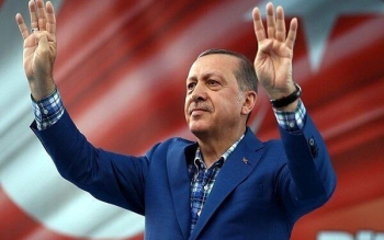  اردوغان پیروزِ انتخابات ریاست‌جمهوری ترکیه شد/جشن پیروزی هوادران اردوغان در خیابان های استانبول