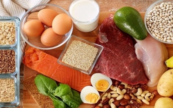 کوچک شدن سفره ایرانیان در دهه ۹۰/ تخم مرغ جایگزین مصرف گوشت شد