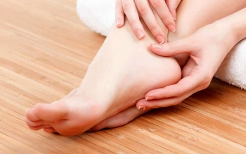 چرا ورم پا در شب بیشتر است؟