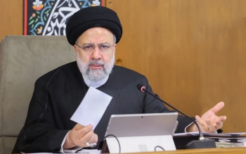 روایت رئیسی از دستاوردهای دیپلماسی «عزتمندانه» در مقابل دیپلماسی «ملتمسانه»