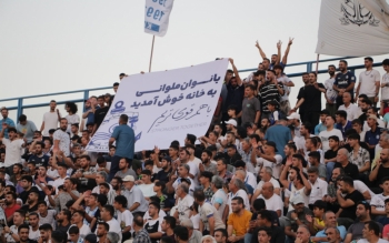 خوش آمدگویی ویژه مردان ملوانی به فوتبالدوستان زن؛ با هم قوی تریم