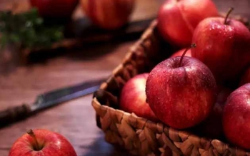داخل هسته سیب سیانور وجود دارد؟