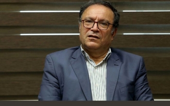 مهاجرت کردم چون از تبعیض و رانت خواری بیزارم