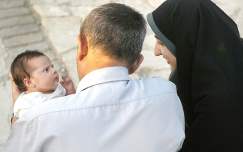 فرزندخواندگی آسان شد