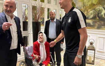 فاطمه حمامی هوادار معلول پرسپولیس به آرزویش رسید