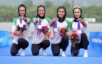 کسب مدال نقره بانوی قایقران گیلانی با تیم ملی روئینگ در بازی‌های آسیایی هانگژو