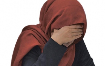 گفت کارگردانم و باید صیغه شویم