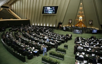تقریبا یک چهارم نمایندگان در رای گیری های مهم مثل تصویب بودجه حضور ندارند