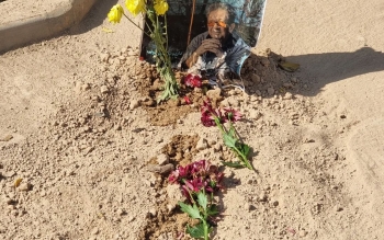 تصویری جدید از سنگ مزار مرحوم مهرجویی در بهشت زهرا / عکس