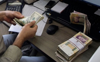 حداقل حقوق کارمندان دولت ۱۳ میلیون تومان شد