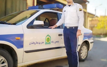سرباز شجاع، زن و مرد میانسال را از مرگ نجات داد