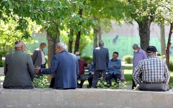 واکنش ها به افزایش سن بازنشستگی/ تجربه دیگر کشورها چیست؟/جدول