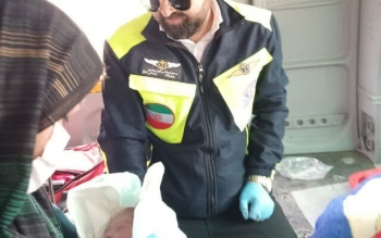 تولد نوزاد پسر در آسمان نیشابور