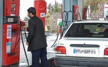 توضیحات وزیر نفت درباره اختلال اخیر در جایگاه‌های سوخت