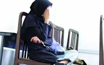 صدای زنگ تلفن، زن غریبه را در کمد دیواری رسوا کرد