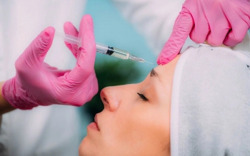 فقط به مراکز تایید شده وزارت بهداشت مراجعه کنید/خطر کوری و سکته  مغزی حین برداشت چربی