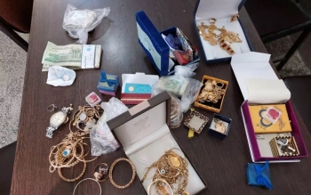 از سرقت پول و طلا تا ۲۲سکه طلایی که در زیر زمین دفن شد