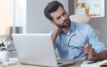 ساده ترین تمرین ورزشی برای کاهش درد گردن