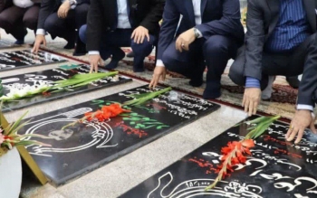  به جان هر کسی که دوست دارید به مزار شهدا نروید!