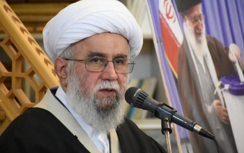قطار پیشرفت انقلاب با وجود مشکلات در حال حرکت به سوی جلو است