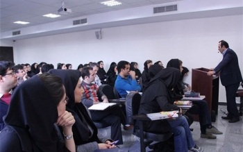 تمامی کلاس های نیمسال دوم دانشجویان حضوری است