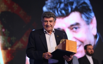 منوچهر والی‌زاده زیر دستگاه اکسیژن رفت/ در انتظار نتیجه آزمایش‌ها