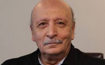 ۴۲ سال است که کار می‌کنم و هیچ کس هم نگفته تو چرا استخدام نشده‌ای/ وضع هنرمندان مملکت خوب نیست