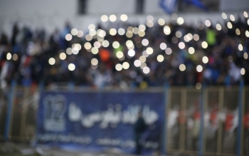 چرا زنان پیشروی رشتی هنوز پشت درهای بسته ورزشگاه مانده اند؟