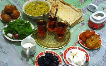 سفره افطار چقدر آب می‌خورد؟