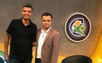 من با کس دیگری دست داده بودم