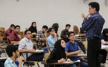 وزیر علوم: ۲۰ هزار میلیارد تومان برای تغذیه دانشجویان هزینه می کنیم، اما حقوق استادان به ۲۵۰ دلار رسیده است