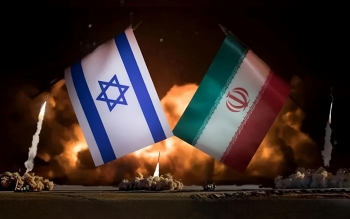 ادعای رسانه عبری؛ ایران در آخرین لحظه حمله علیه اسرائیل را به دلیل هشدارهای آمریکا به تعویق انداخت