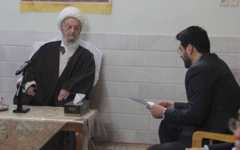 هرکس تمکن مالی بیشتری دارد باید مالیات بیشتری پرداخت کند