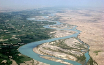 طالبان آب هیرمند را به شوره زار می ریزد تا به ایران نرسد